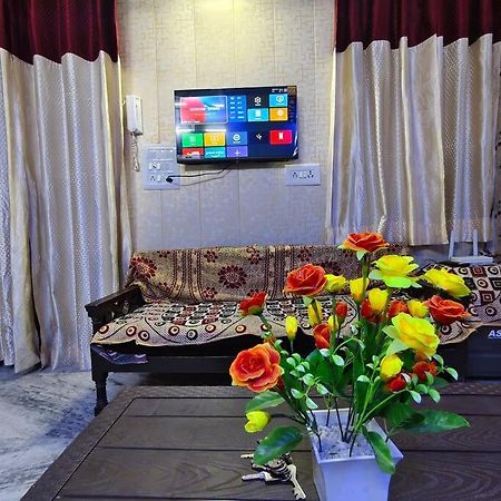 Peaceful Stay 1 Bhk Appartment New Delhi Exterior photo