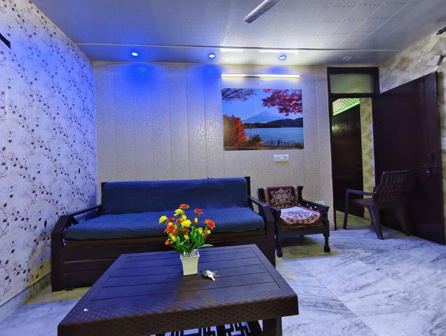 Peaceful Stay 1 Bhk Appartment New Delhi Exterior photo